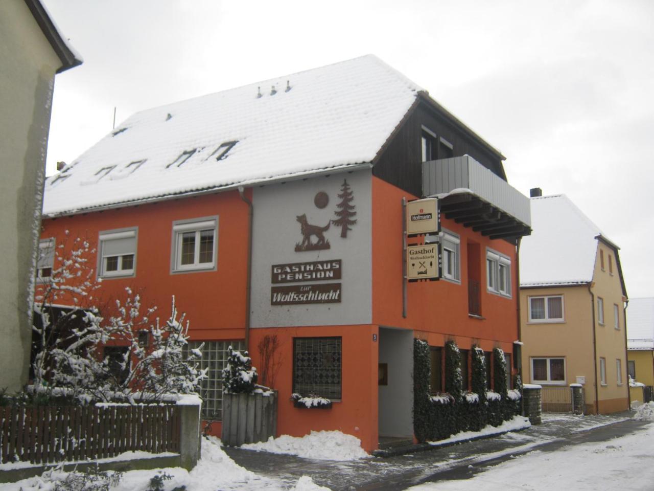 Gasthaus Zur Wolfsschlucht Sugenheim Exterior photo